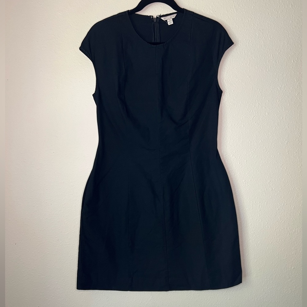 Gap Black Short Sleeve Dress size M